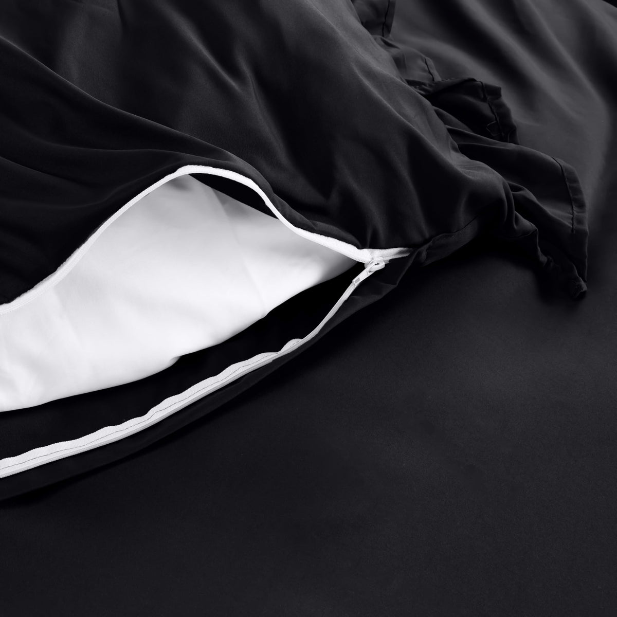 CottageCharm Ruffle Duvet Cover Set