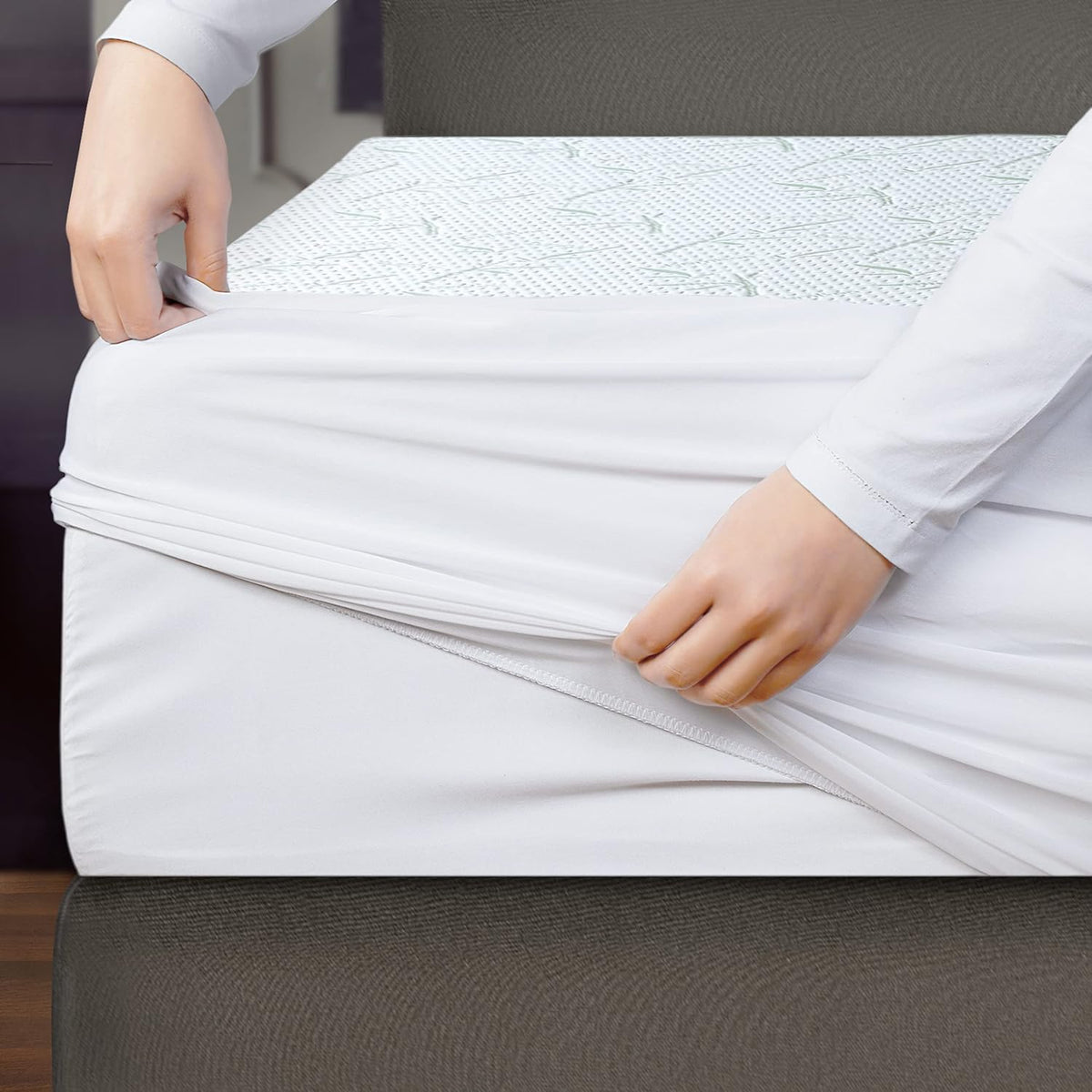 CoolWeave Bamboo Mattress Protector