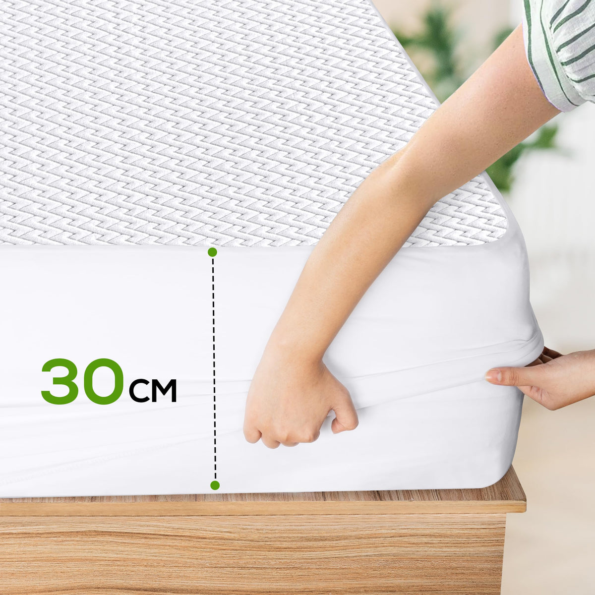 Quiet Zigzag Mattress Protector