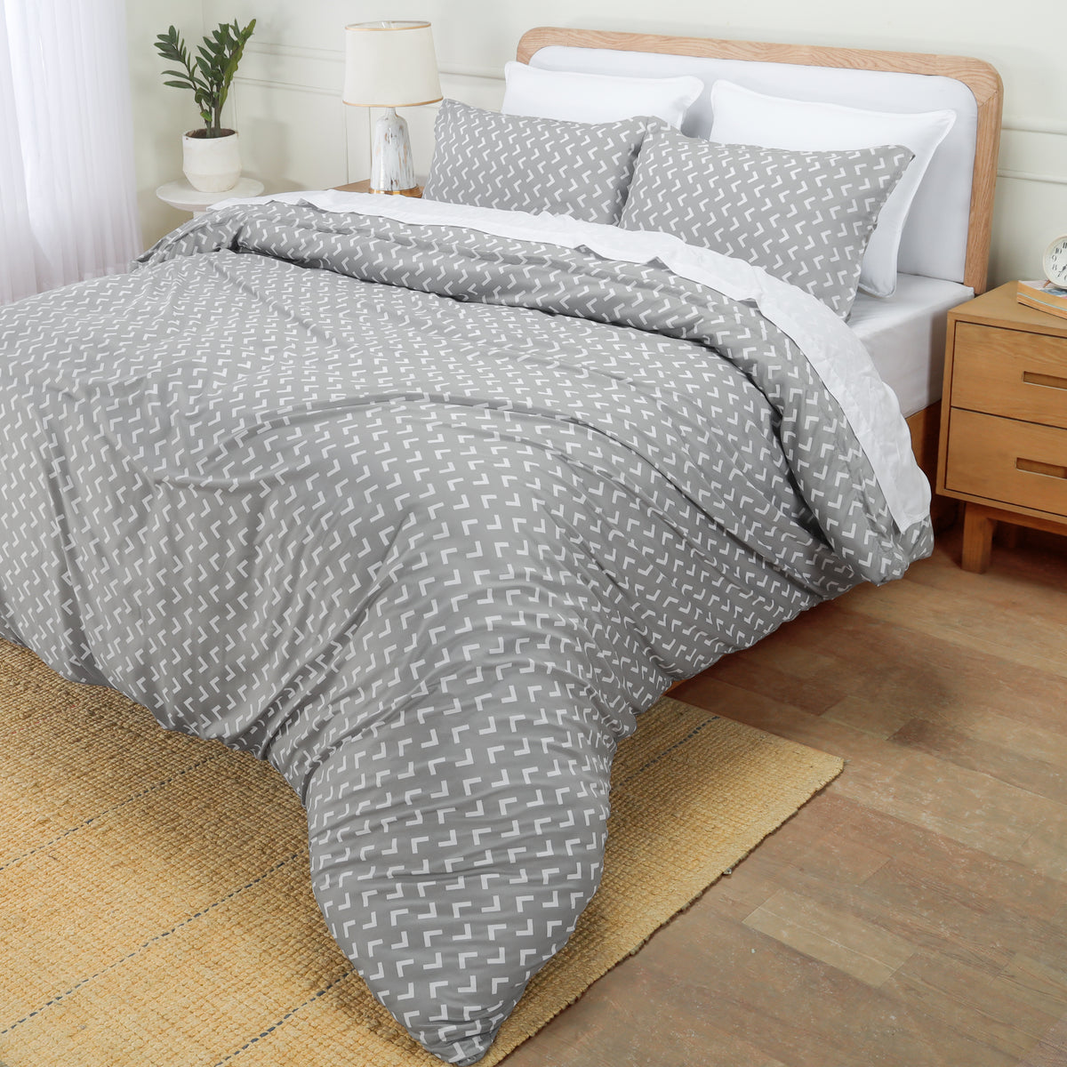 Signature Arrow Design Brushed Duvet Set