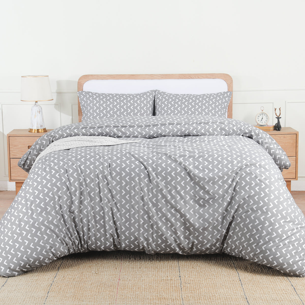 Signature Arrow Design Brushed Duvet Set