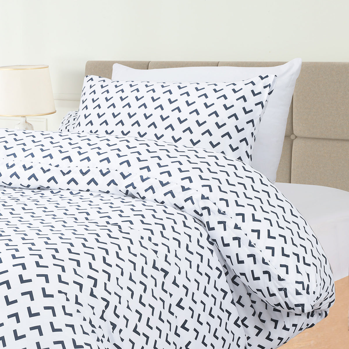 Signature Arrow Design Brushed Duvet Set